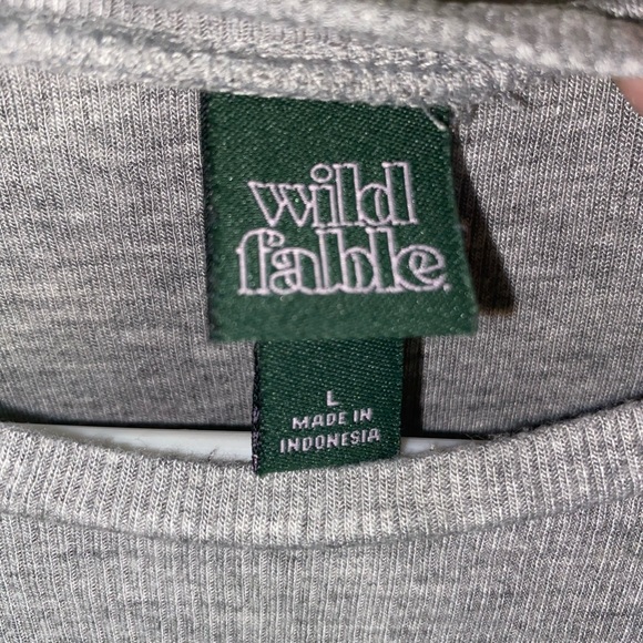 Crop top - Picture 3 of 3